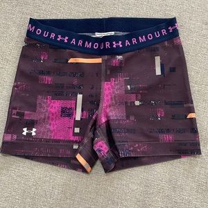 UNDER ARMOUR Athletic Shorts